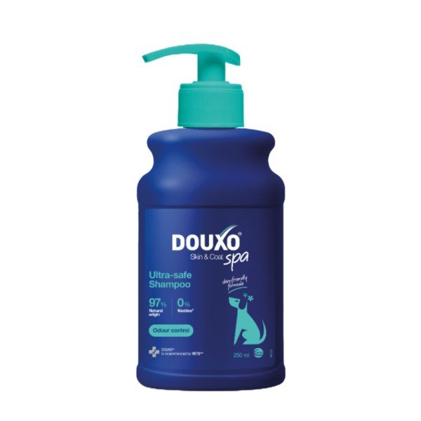DOUXO Skin & Coat SPA Ultra-Safe Odour Control Dog Shampoo for Smelly Dogs 250ml
