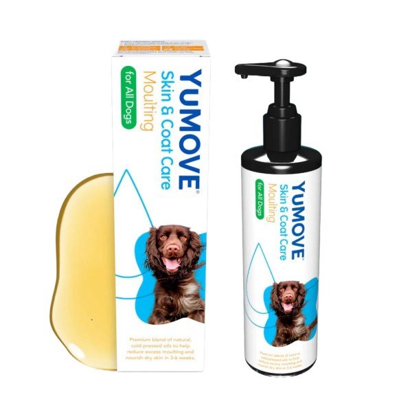 YuMOVE Skin & Coat Care Moulting for Dogs 500ml bottle